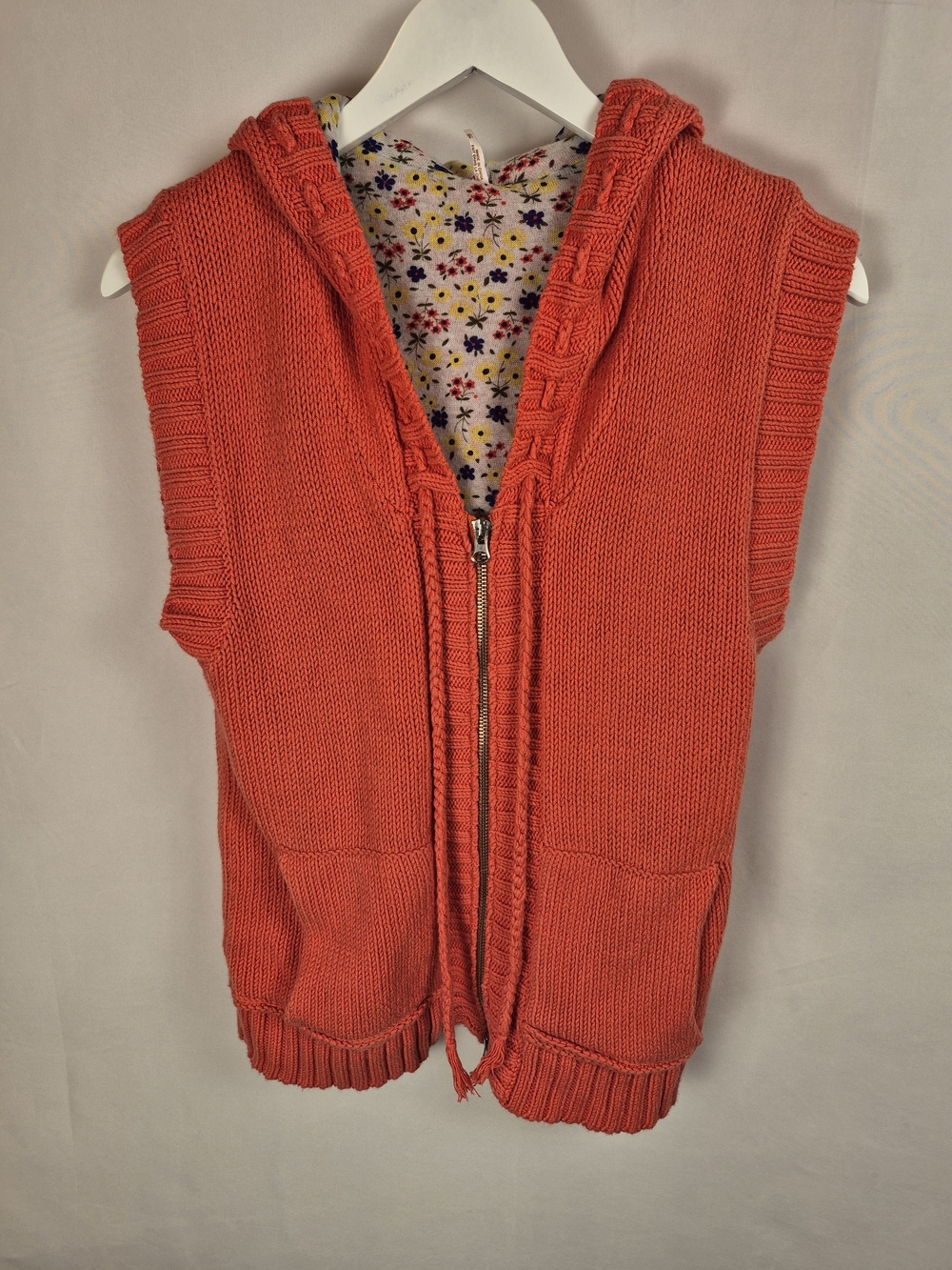 Free People Floral Lined Heavy Knit Sleeveless Hoodie Vest Orange Coral Boho M